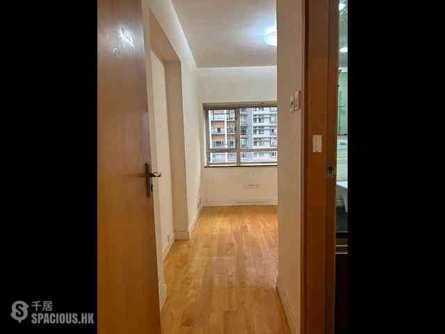 Ap Lei Chau - South Horizons Phase 3 Mei Wah Court (Block 22) 12