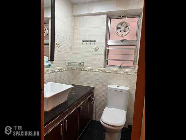Ap Lei Chau - South Horizons Phase 3 Mei Wah Court (Block 22) 14