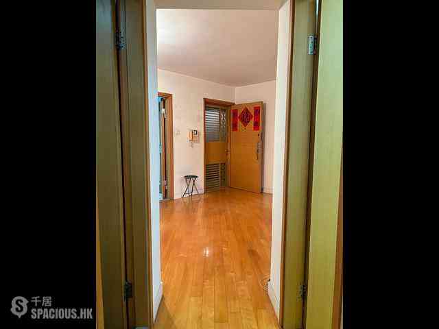 Ap Lei Chau - South Horizons Phase 3 Mei Wah Court (Block 22) 15