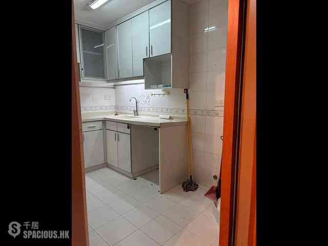 Ap Lei Chau - South Horizons Phase 3 Mei Wah Court (Block 22) 17