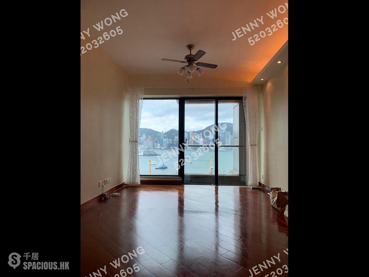 West Kowloon - The Arch 01