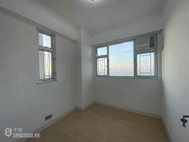 Sai Ying Pun - Kwan Yick Building Phase 3 Block A 02