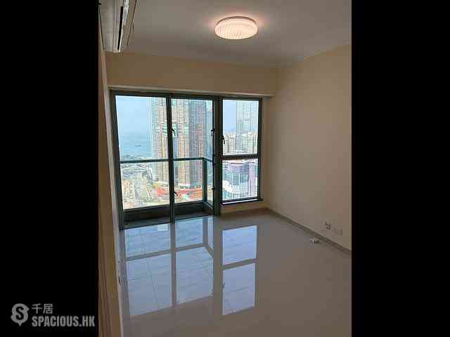 Tsim Sha Tsui - The Victoria Towers 01