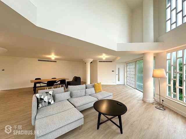 Shouson Hill - Henredon Court 01