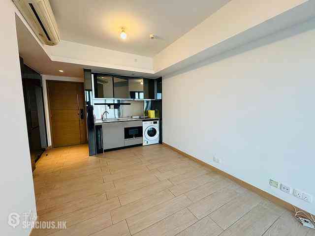 Tung Chung - Century Link Phase 2 Tower 1B 02