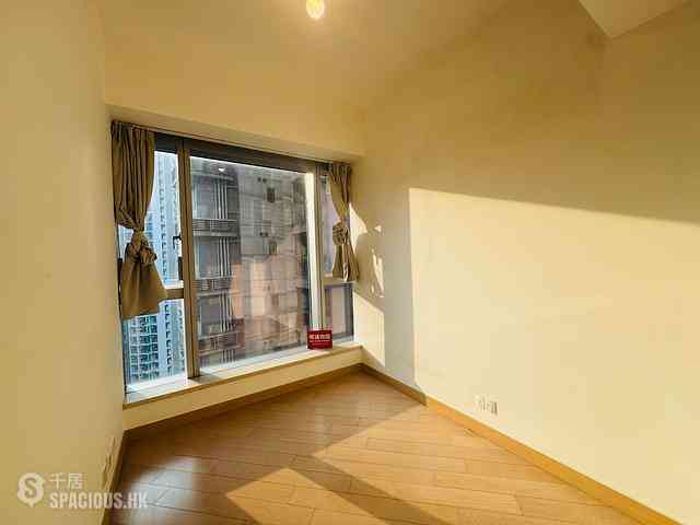 Tung Chung - Century Link Phase 1 Tower 6B 07