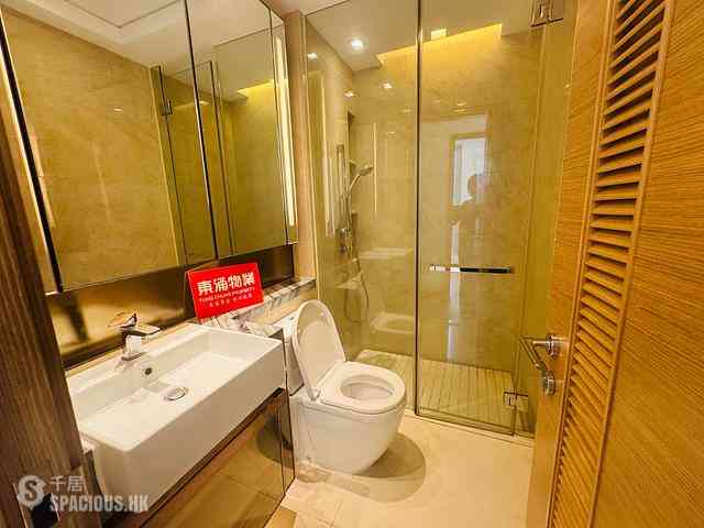Tung Chung - Century Link Phase 1 Tower 6B 08