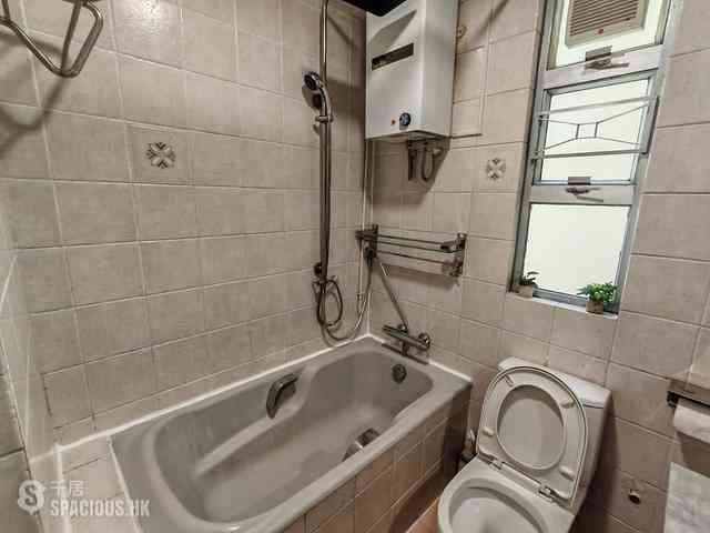Kwun Tong North - Moonway Mansion 11