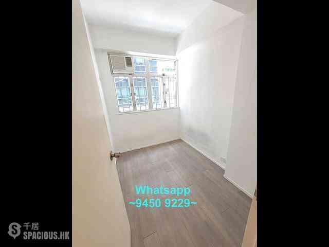 Sheung Wan - 14, Queen's Road West 02