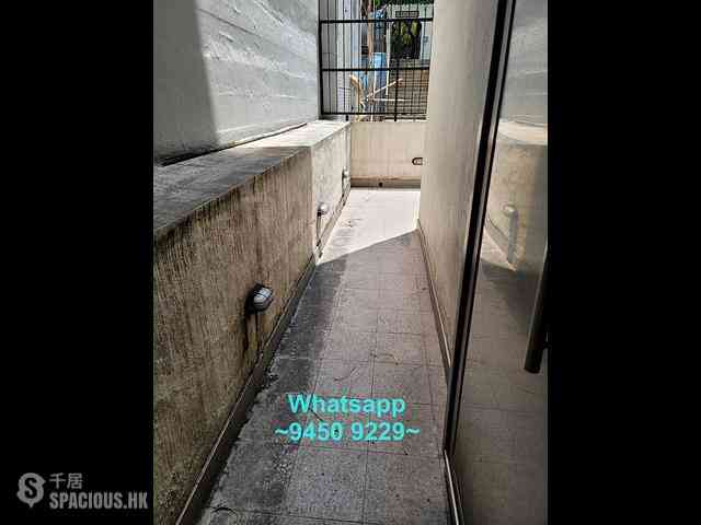 Sheung Wan - 14, Queen's Road West 07