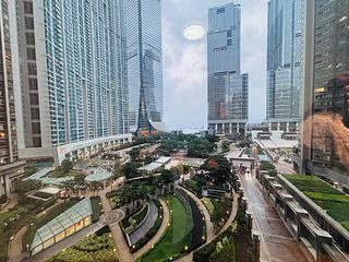 West Kowloon - The Arch 02
