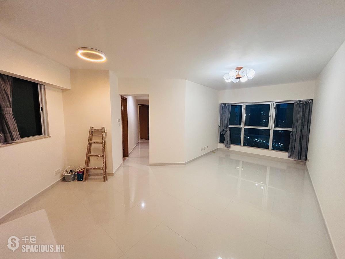West Kowloon - The Waterfront 01