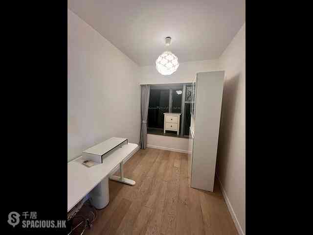 Tung Chung - Seaview Crescent Block 1 07