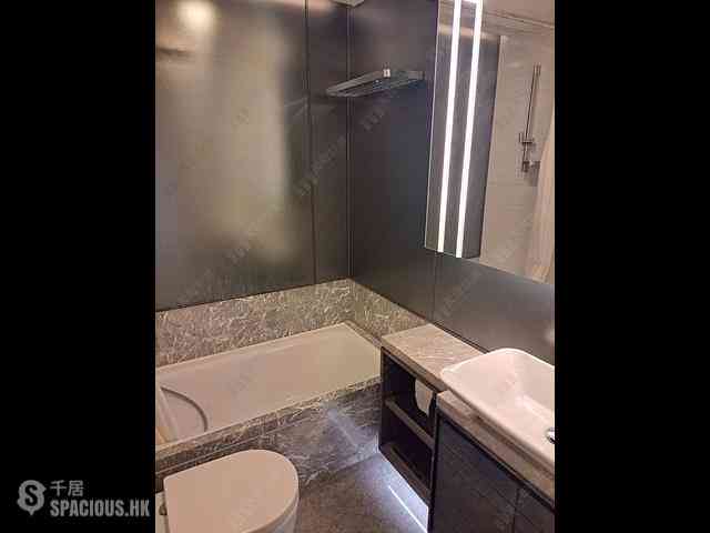 Tsuen Wan - Ocean Pride Phase 3 Block 7 02