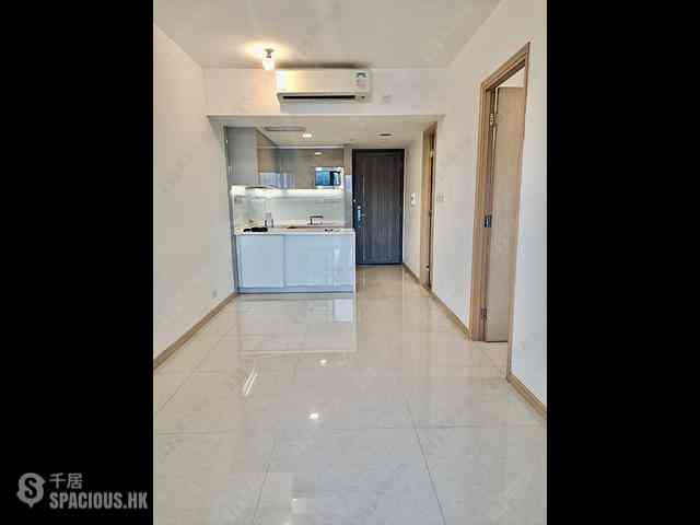 Tsuen Wan - Ocean Pride Phase 3 Block 7 04