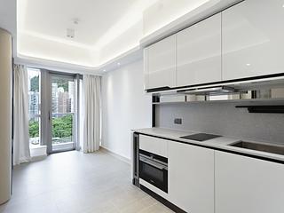 Mid Levels Central - Townplace Soho 11