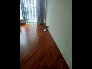 Wan Chai - The Avenue Phase 2 Block 2 03