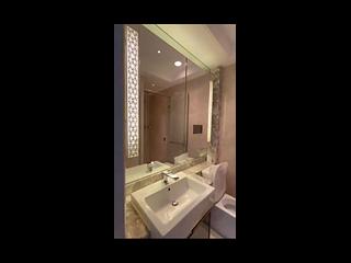 Wan Chai - The Avenue Phase 2 Block 2 10