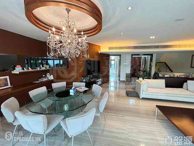 The Peak - Villa Rosa 02