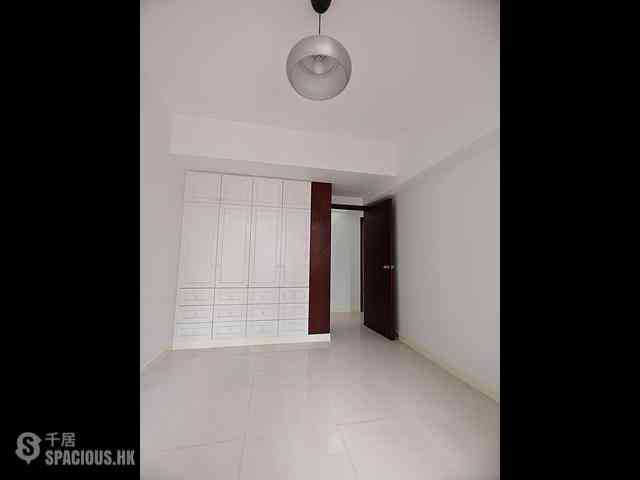 Sai Ying Pun - Rhine Court Block B 05