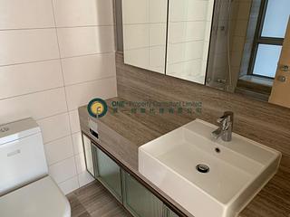 Sai Ying Pun - Island Crest 03