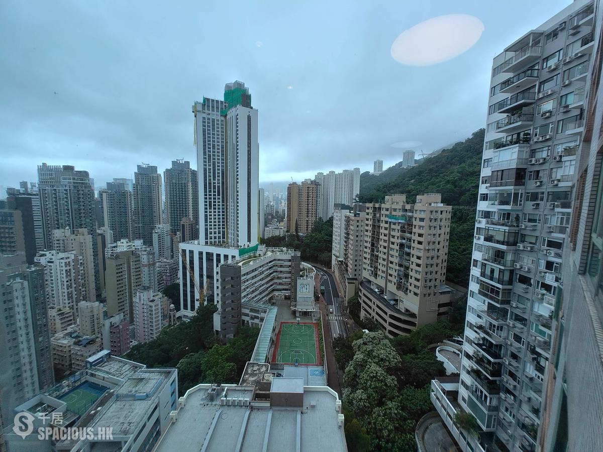Wan Chai - Royal Court 01