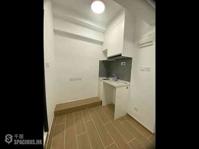 Causeway Bay - 119-125, Electric Road 01