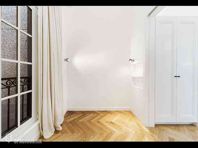 Central - 61-63, Hollywood Road 06