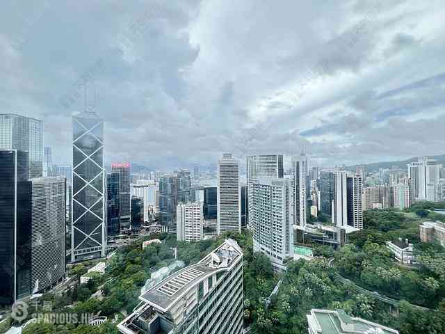Mid Levels Central - Birchwood Place 01