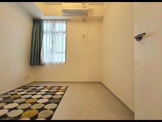 Happy Valley - Sherwood Court Block 1 06