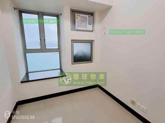 Kennedy Town - The Merton 06