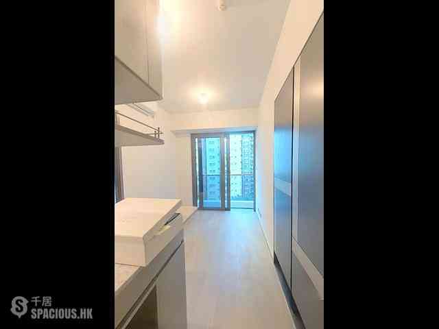 Sai Ying Pun - 15 Western Street 01