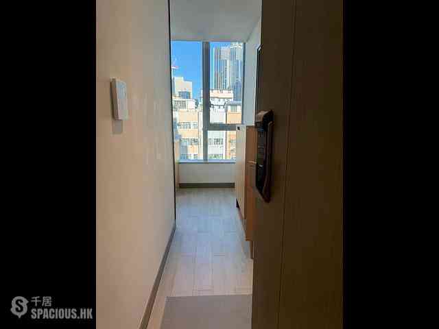Tai Kok Tsui - L・Living 23 11