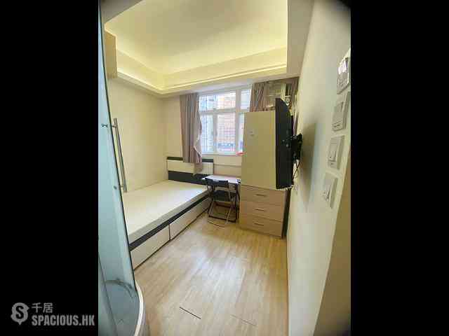 Causeway Bay - Kwong On Building 01