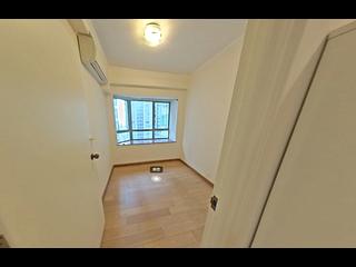 Mid Levels Central - Goldwin Heights 14