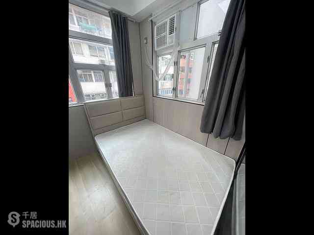 Wan Chai - 110-112, Queen's Road East 02