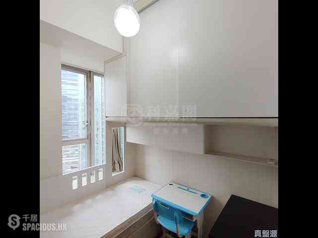 Kwun Tong North - Park Metropolitan 08