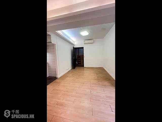 Wan Chai - Gold Jade Mansion 03
