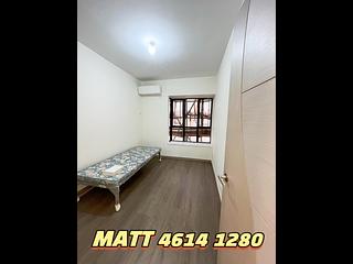 Mid Levels Central - Elegant Terrace 03