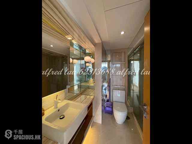 Mong Kok - Macpherson Place Block 1B 10