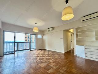 Mid Levels West - Realty Gardens 09