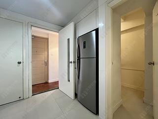Mid Levels West - Realty Gardens 11