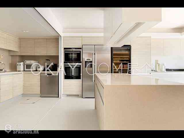 Clear Water Bay - Villa Sandoz 05