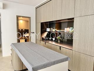 Clear Water Bay - Mount Pavilia 02