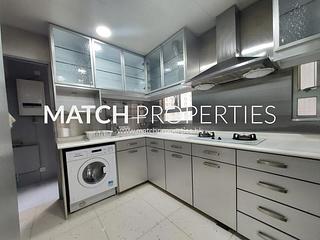 Mid Levels Central - Carlos Court 02