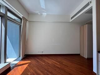 Wan Chai - The Avenue Phase 2 Block 2 03