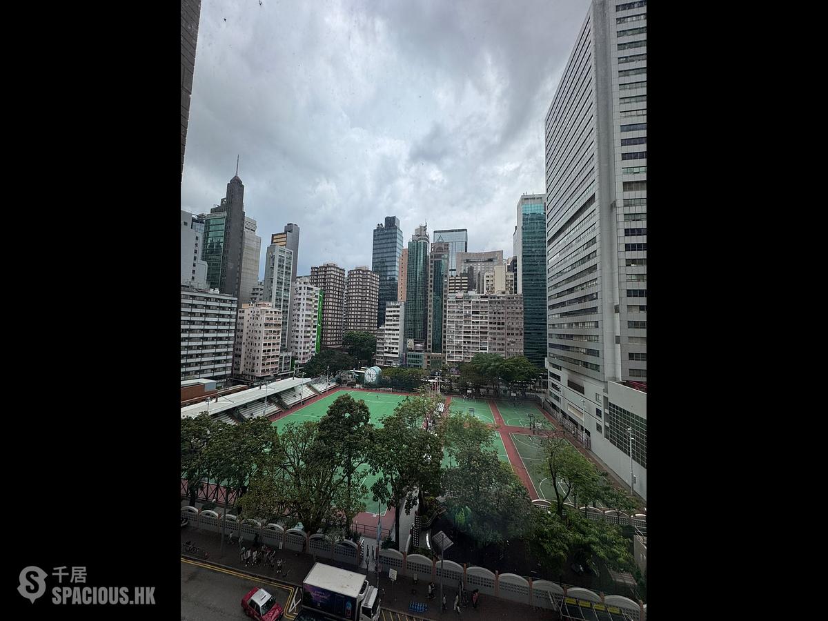 Wan Chai - The Avenue Phase 2 Block 1 01
