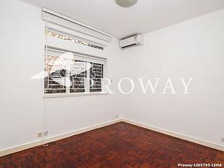 Deep Water Bay - Deepdene Block C 09