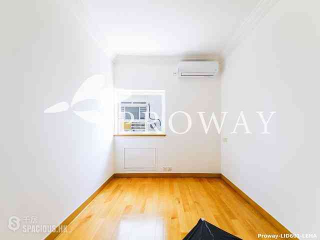 Deep Water Bay - Deepdene Block D 09