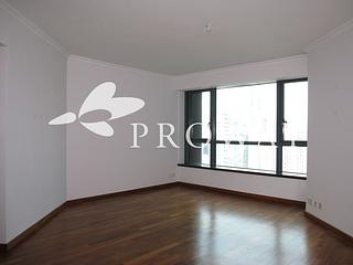 Mid Levels West - 80 Robinson Road 03
